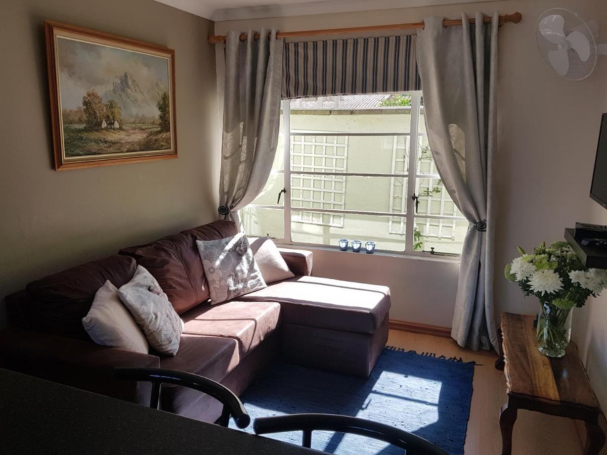 Apartment 7 On Oakleigh Питермарицбург Экстерьер фото