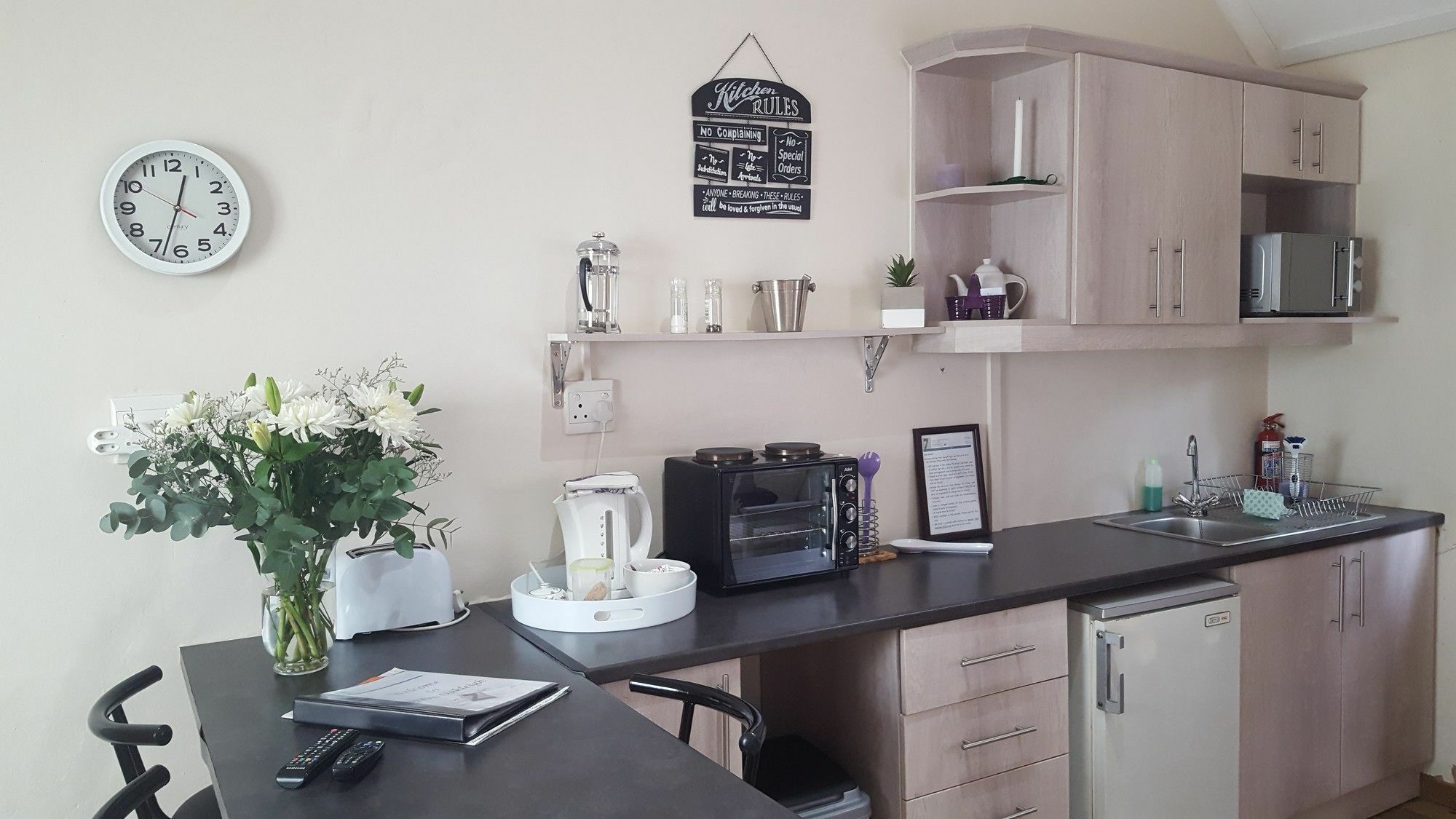 Apartment 7 On Oakleigh Питермарицбург Экстерьер фото